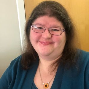 Meet your Posher, Leeann